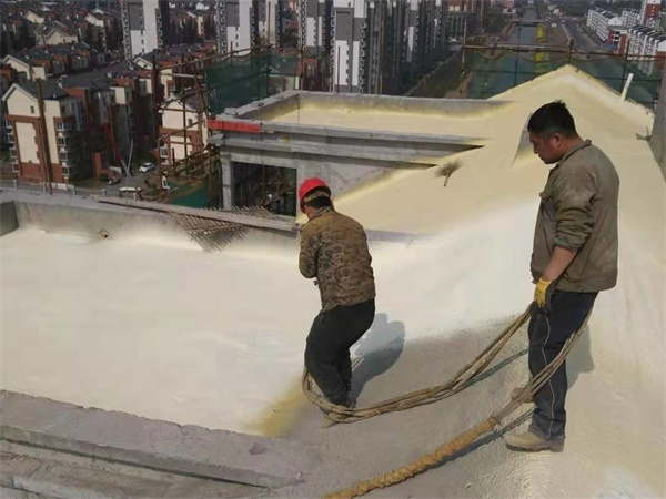 聚氨酯屋面保温主要特点